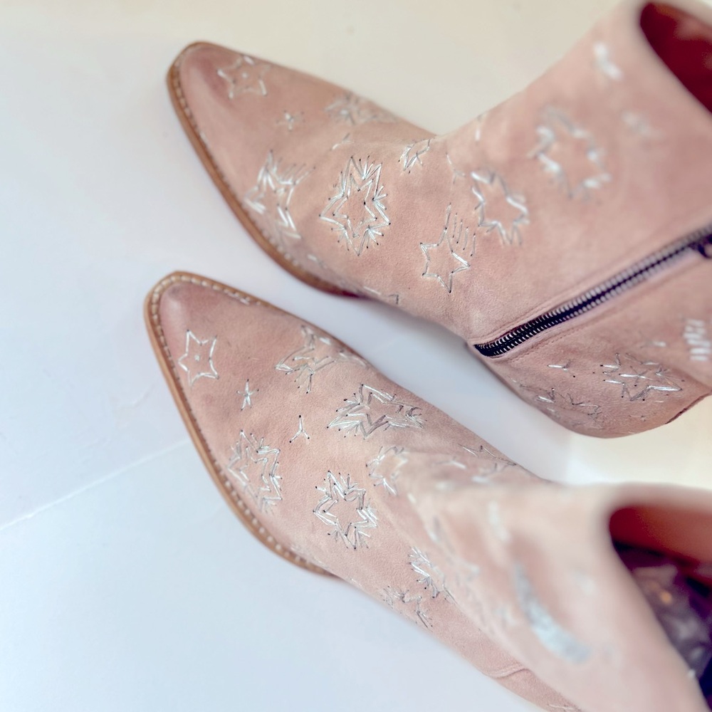 Free People Bowers Pink Suede Embroidered Ankle Boots, NEW - Picture 4 of 13